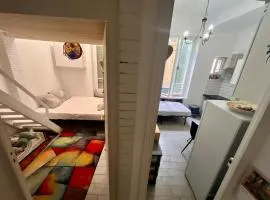 Sleeps 5 - Budget-Friendly Flat - Central and Cozy