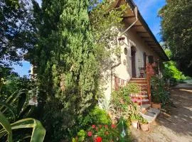 Villa Carla - vicino alla Riviera del Conero e ai Colli dell' Infinito