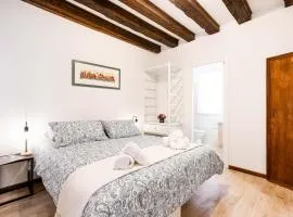 8 mins from San Marco, experience authentic Venice