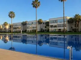 VIVASTAY - 2 chambres avec Accès Direct Plage & Grandes Piscines-