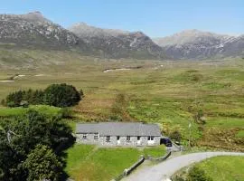 Twelve Bens Lodge