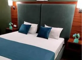 Green Tower Hotel
