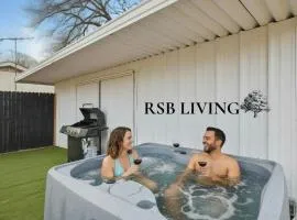 Modern 2BR Unit Hot Tub Outdoor Lounge