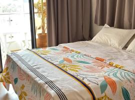 Appartement Bord de Mer - Banana Beach, Hotel in Aourir