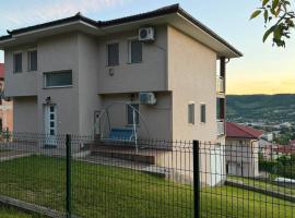 Villa Ilijas 3 bedrooms, hotel u gradu Ilijaš