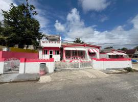 Entire 5 bedroom House holiday home in StThomas Jamaica, hotell i Port Morant