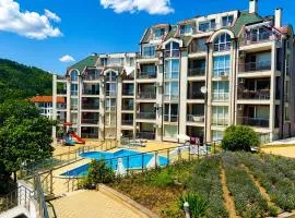 Kavarna Hills - Pools & Prime Location