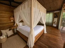 SeTena Tierra Humeda Ecolodge