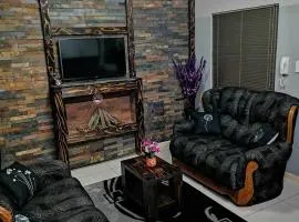 Cosy Urban Park Accommodation K005