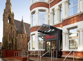 ibis Belfast Queens Quarter, hotel v destinaci Belfast