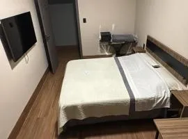 Quarto Casal no coração da cidade, Ufla - prox restaurantes e padaria