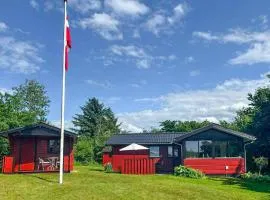 Stunning Home In Farsø With Wifi