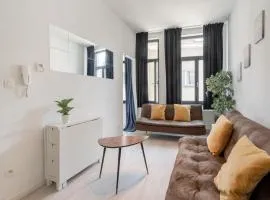 Stylish Antwerp City Apartment for 7