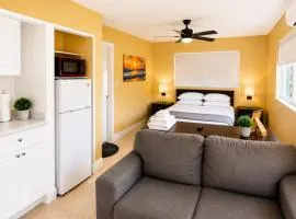 Private Guest Suite with Separate Entrance & Kitchen