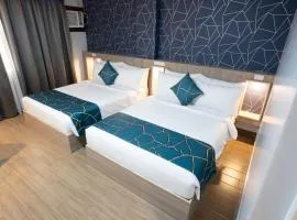 Kuadro Hotel & Suites