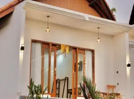 The Tamarin Villas