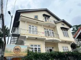 TeeDalat House