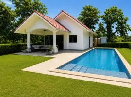 Private Pool Villa Huay Yai