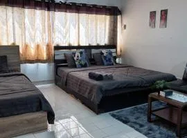 Popular Muang Thong Condo,Building 5