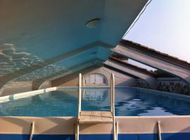 Palazzo Turro Bed & Breakfast, hotel en Podenzano