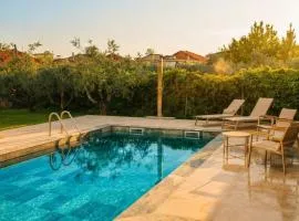 Zeusplace Magic Pool Villa