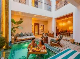 Luxury Private Riad Taj 2Min to Jemaa Lefna
