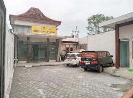Hotel Harmony Syariah Near Alun ALun Temanggung, hotelli kohteessa Temanggung