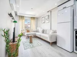 Cozy 2BR Swan Apartment in City Center