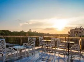 Velaris Boutıque Hotel
