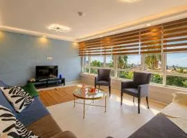 Hadrian Sky Bright Apartment with Sea & City Views Close to Old Town