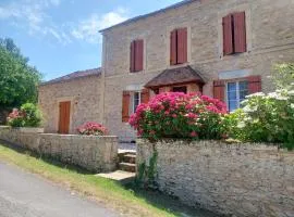 Maison des Hortensias à 500 m des bords de rivière