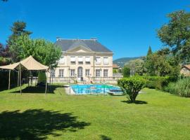 Chambres d hôtes dans maison bourgeoise Douce France, hotell sihtkohas Millau