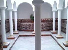 Apartamentos Lebrero