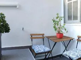 The Loft Beyond The Sea, 3 storey Residence, 67 Mandilara