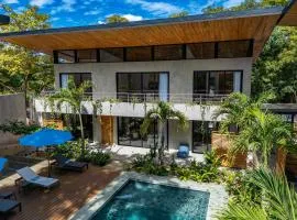 Nori Villas - Boutique Jungle Suites with Saltwater Pool, Tamarindo