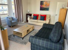 Seaside Apartment in Devon, Hotel in Teignmouth