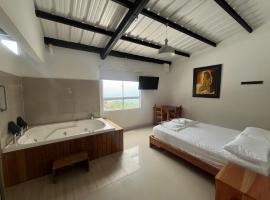 Hotel Cerro Bravo, hotel en Fredonia