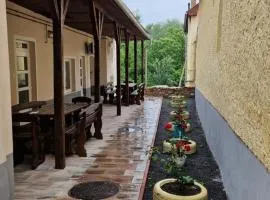 Óvárosi Kőház Apartman