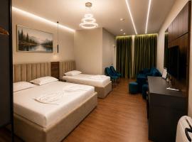 Hotel Muja, hotel a Rinas