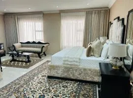 Jul Rick House Guesthouse
