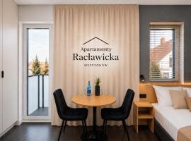Apartamenty Racławicka Mszczonów، فندق في مشتشونوف