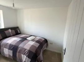 Beautiful New-Build Home in Grimsby