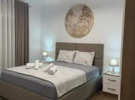 Topuzi Grand House