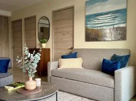 Modern Condo with Pool & Skyline View at Escalón