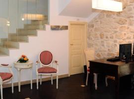 Hotel Tresauro, hotel Donnafugatában