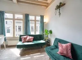 Charming 12 person apartment