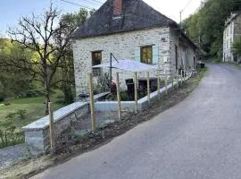 Cozy holiday home in Orgnac-sur-Vézère for 6