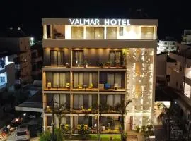 Valmar Hotel