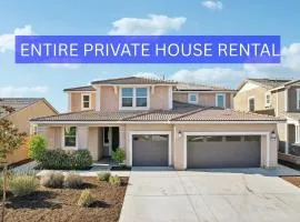 Entire Private House with 3000 sqft, Gated Yard, Garage, Nice View, 5 Bedrooms 3 Bathrooms, Available Now