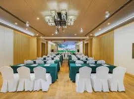 Deefly Yinrun Town Hotel